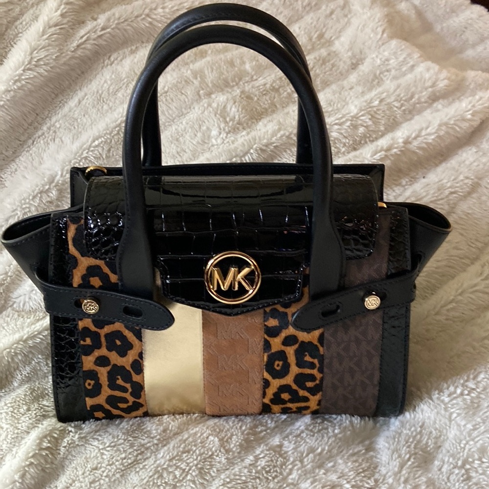 NWT Michael Kors Carmen Black Multi Medium Flap Satchel